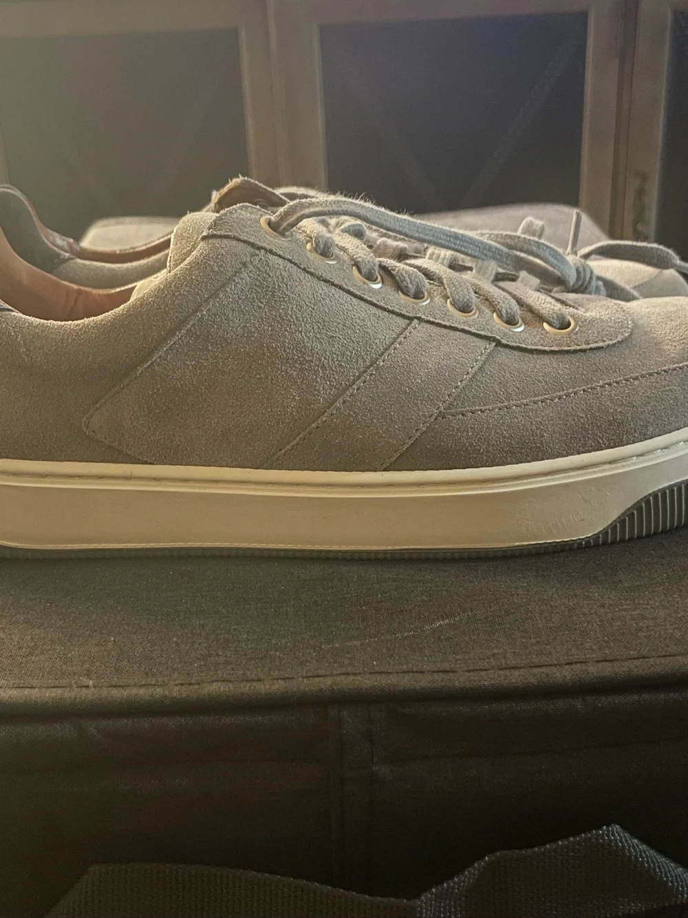 Peter Millar Crown Crafted Vantage Gray Suede Low-Top Sneakers Men’s 10.5 NWT